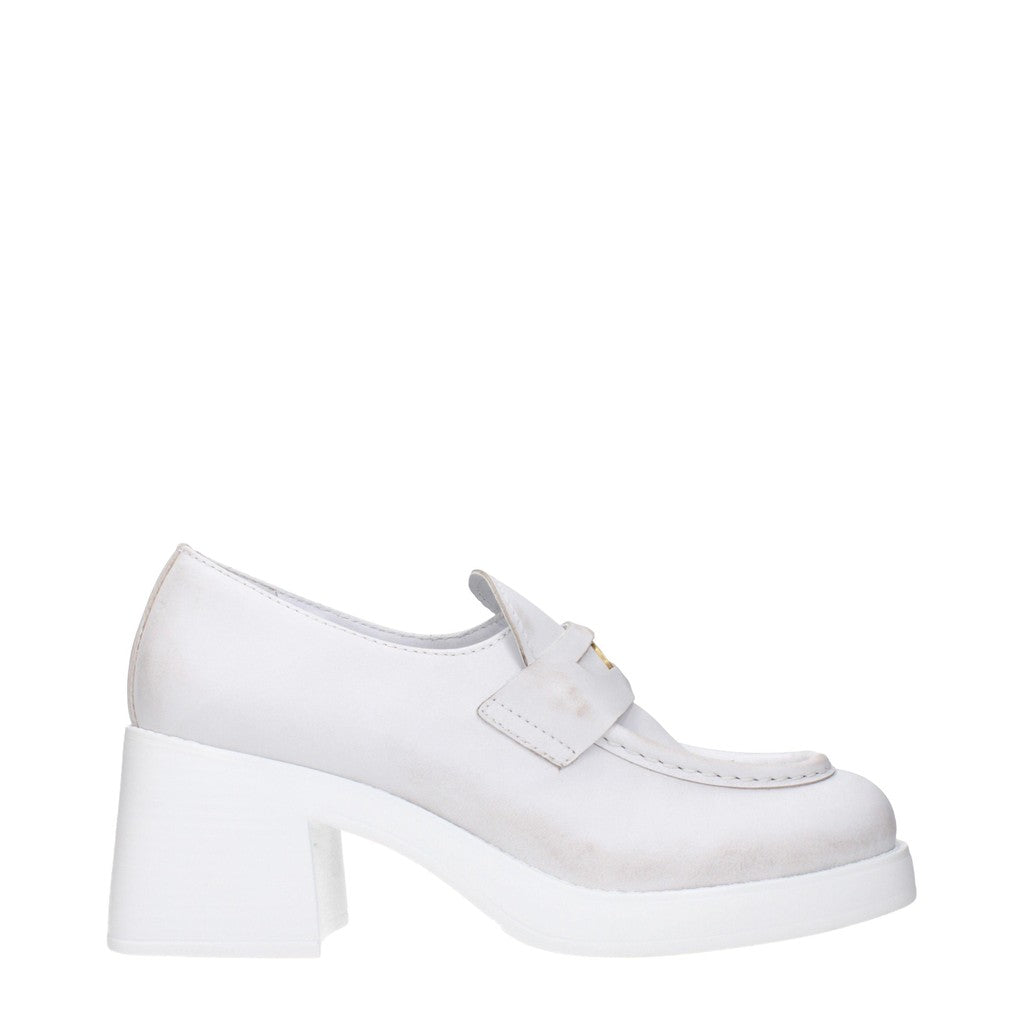 Miu Miu Penny loafers met hak – Wit