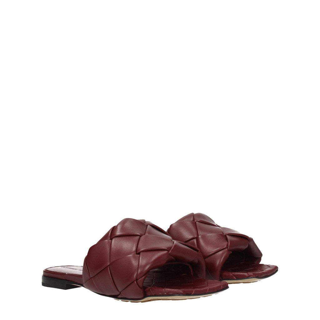 Bottega Veneta Leren sandalen met open neus – Rood