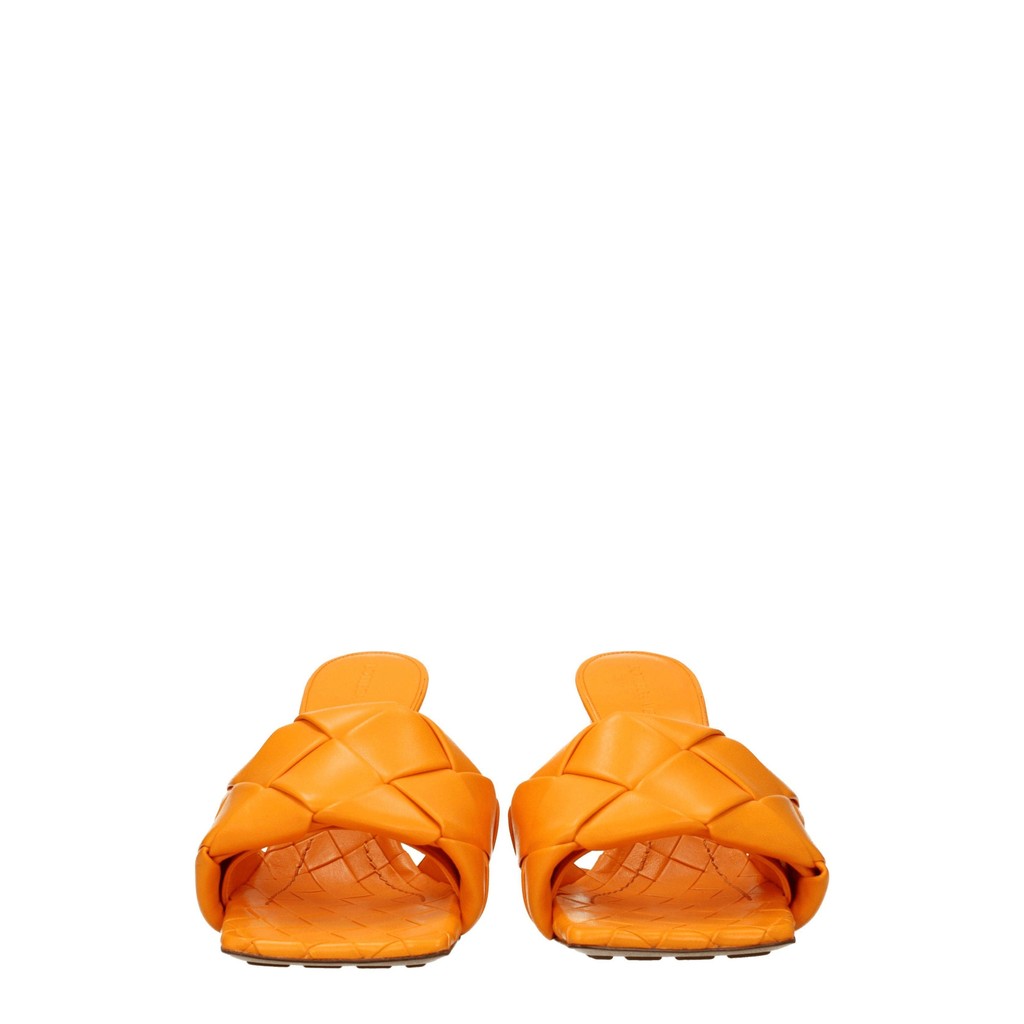 Bottega Veneta Leren sandalen met hak en leren zool – Oranje