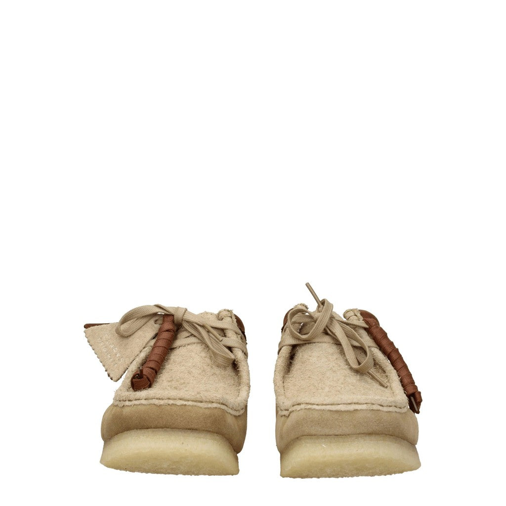 Clarks Wallabee Mocassins – Beige