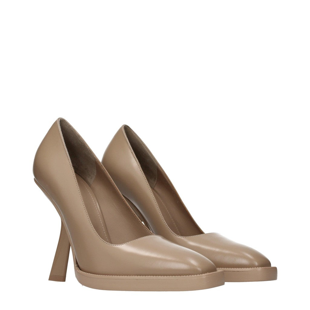 Salvatore Ferragamo Anser Pumps met hoge hak en vierkante neus – Beige