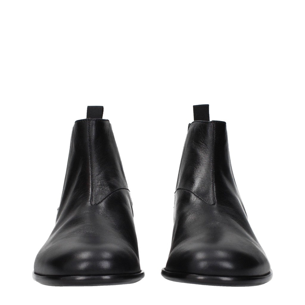 Prada Leren enkellaarzen – Zwart