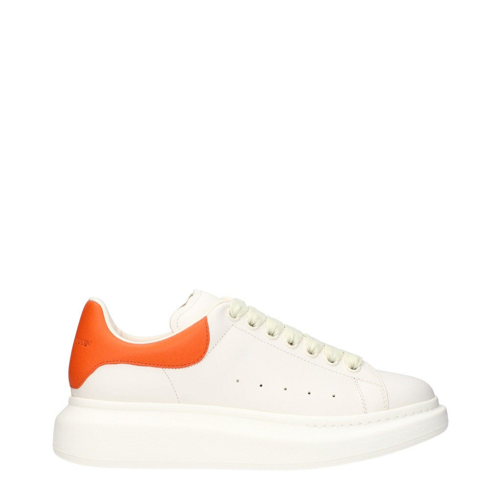 Alexander McQueen Oversized Sneaker met rubberen zool – Wit / Oranje