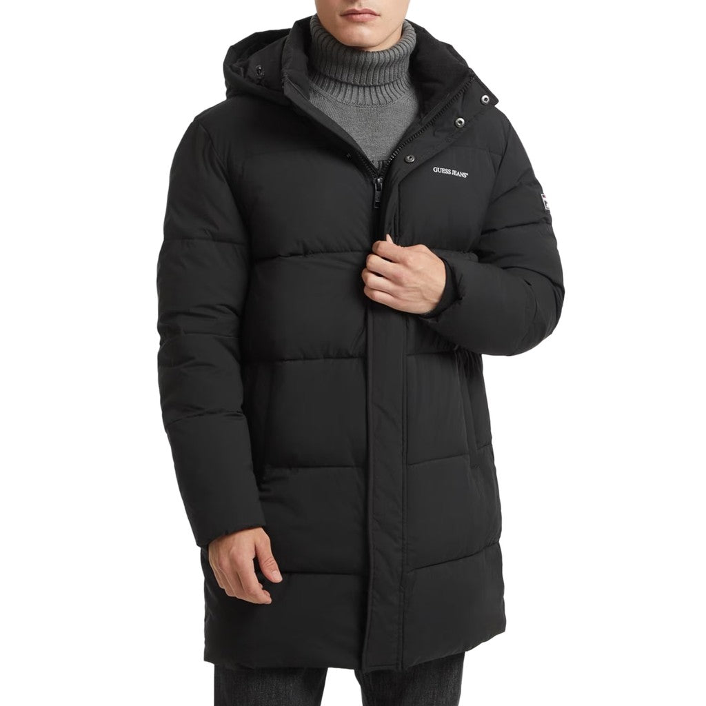 Guess Donsjas met capuchon en opstaande kraag – Zwart