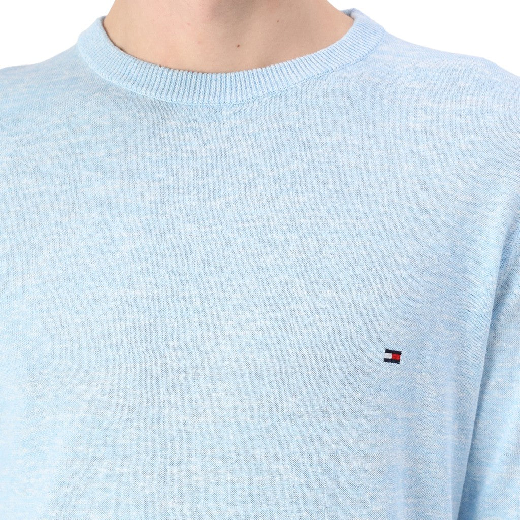 Tommy Hilfiger Effen trui met ronde hals en logo – Lichtblauw