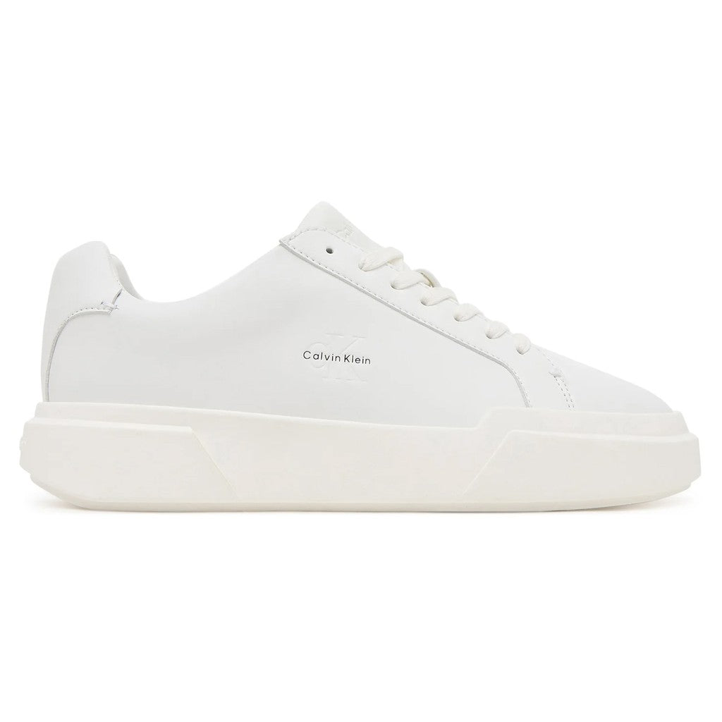 Calvin Klein Tweekleurige sneakers met veters en logo – Wit