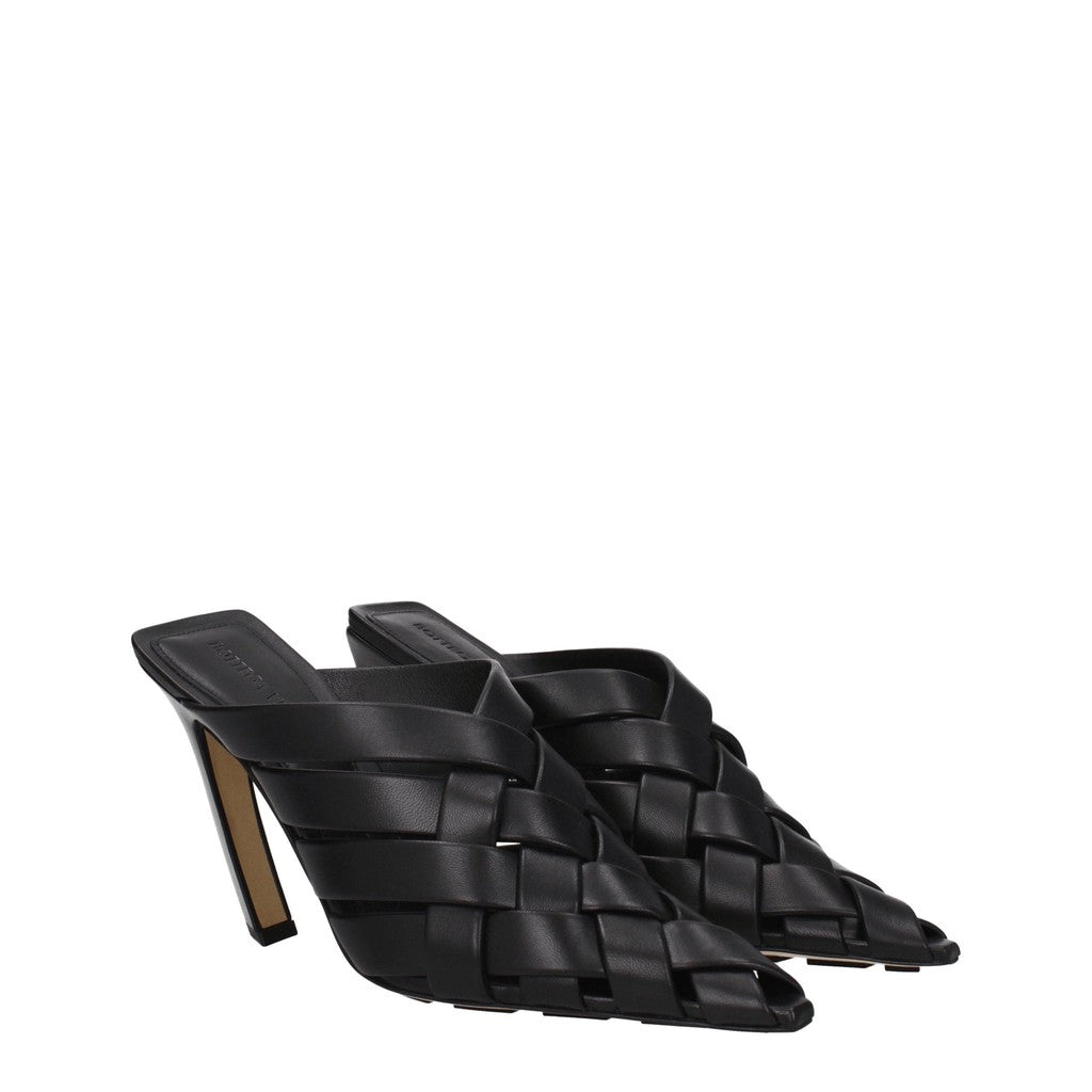 Bottega Veneta Leren muiltjes met hak en puntige neus – Zwart