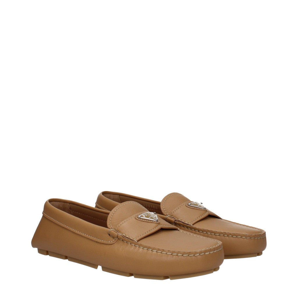 Prada Leren mocassins met zilverkleurige details – Bruin / Beige