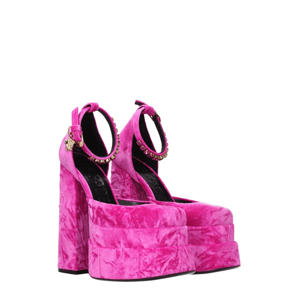 Versace Medusa Aevitas Fluwelen pumps met vierkante neus – Fuchsia