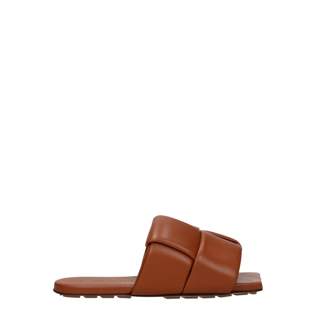 Bottega Veneta Leren sandalen met open neus – Bruin