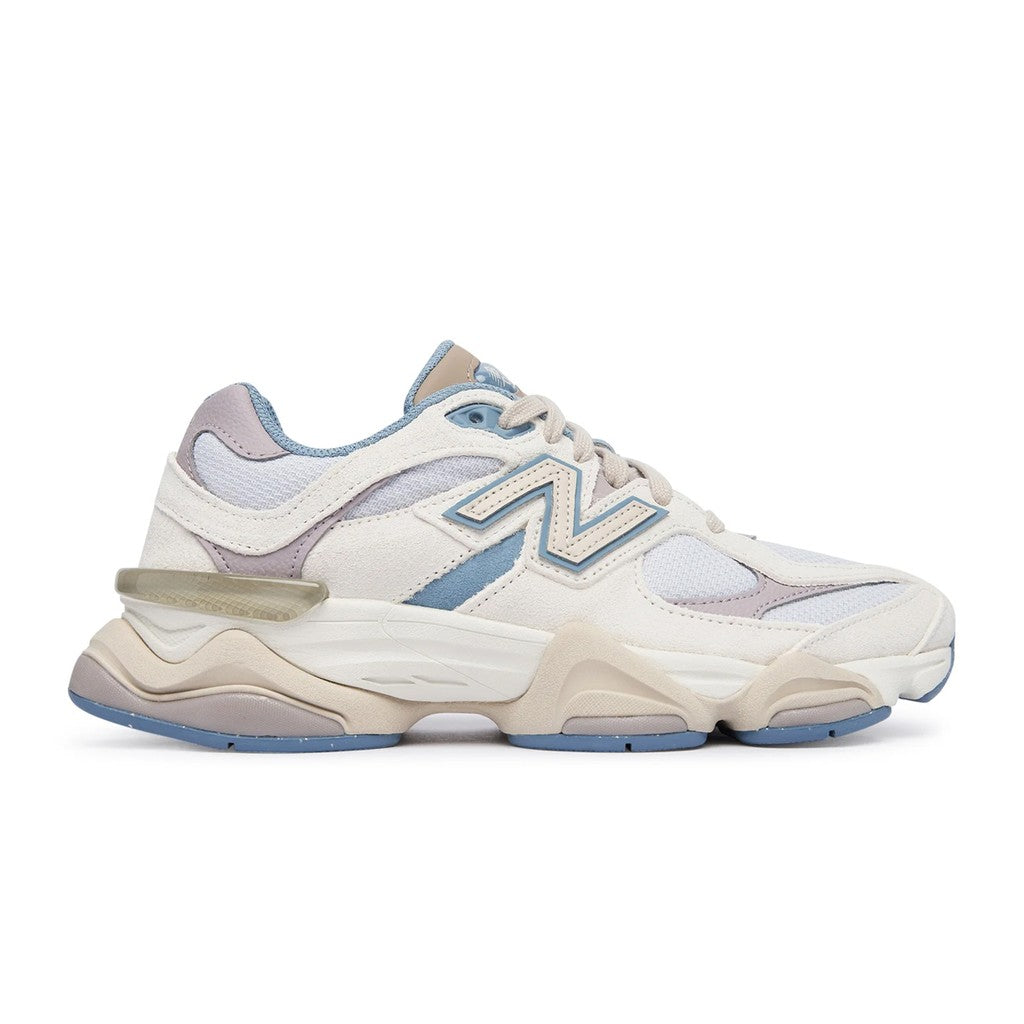 New Balance 9060 Sneakers – Wit / Lichtblauw