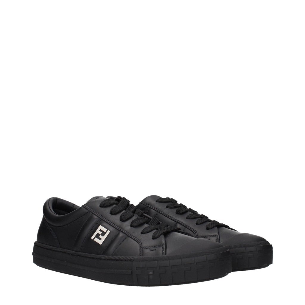 Fendi Leren sneakers met zilverkleurige details – Zwart