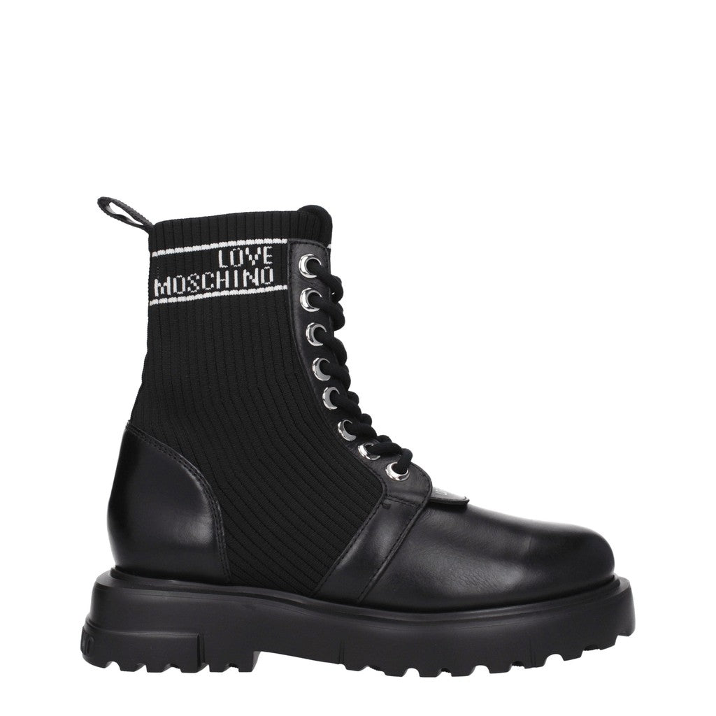 Love Moschino Enkellaarzen – Zwart