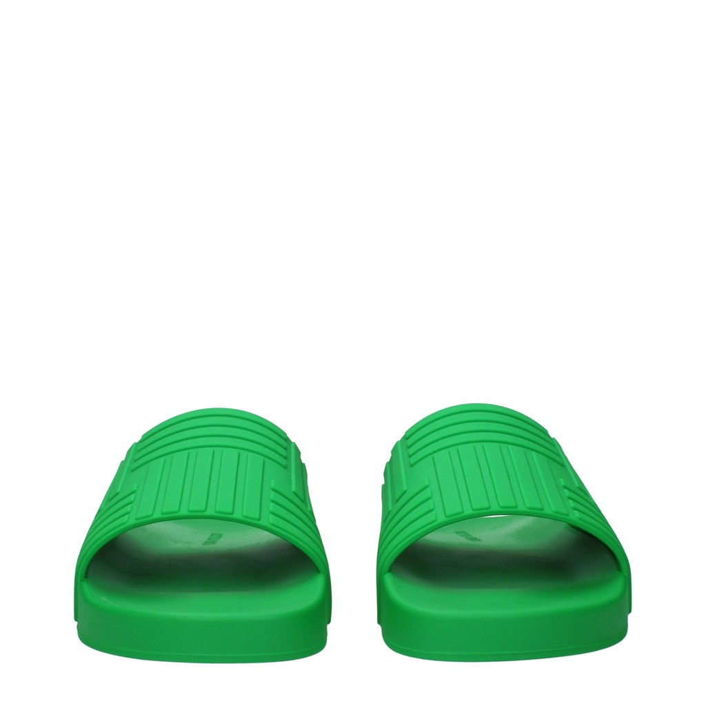 Bottega Veneta Rubberen slippers met open neus – Groen