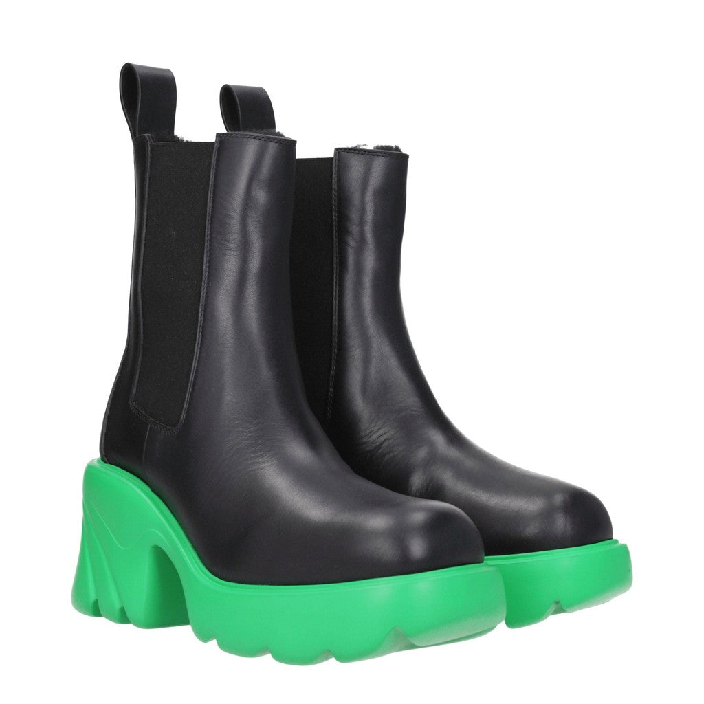 Bottega Veneta Leren enkellaarzen met elastiek en hak – Zwart / Groen