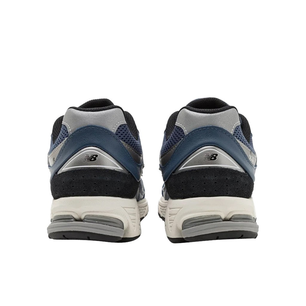 New Balance 2002R Sneakers – Blauw