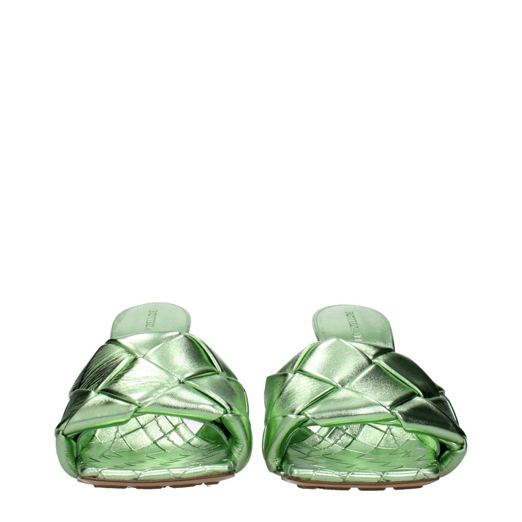Bottega Veneta Leren sandalen met hak en rubberen zool – Lichtgroen