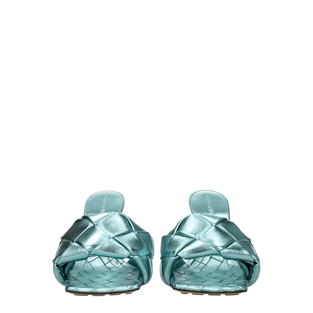 Bottega Veneta Leren sandalen met hak en rubberen zool – Lichtblauw