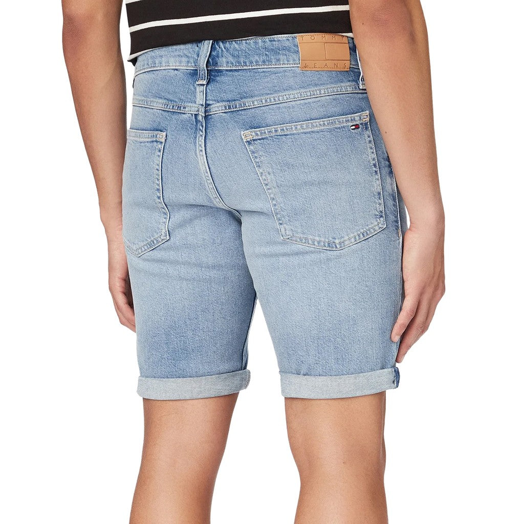 Tommy Jeans Ronnie Bermuda met zakken en logo – Middenblauw