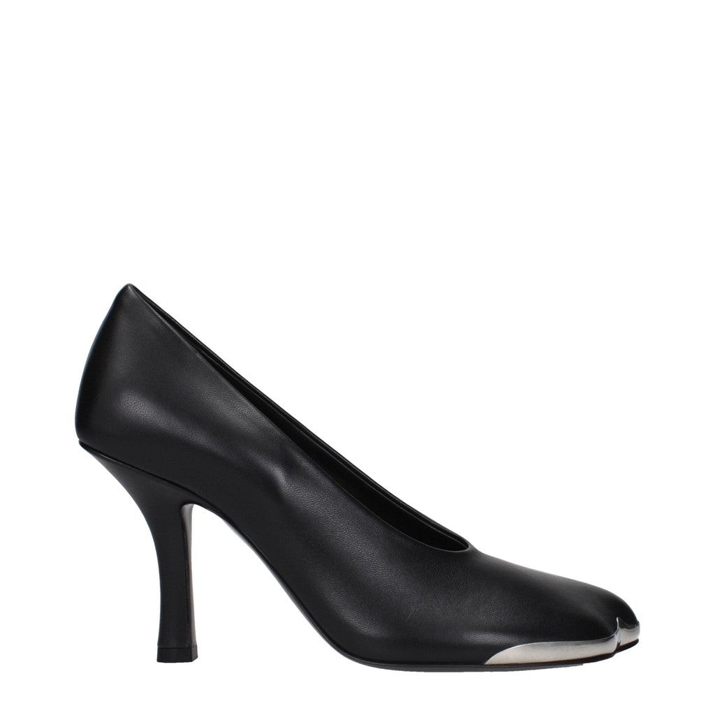 Burberry Pumps met ronde neus en leren zool – Zwart