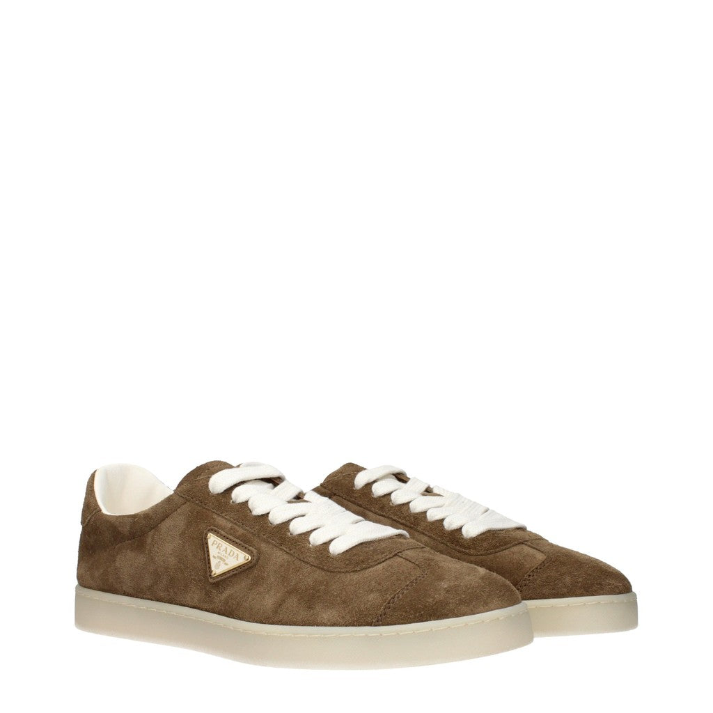 Prada Lane Suède sneakers met goudkleurige details – Bruin