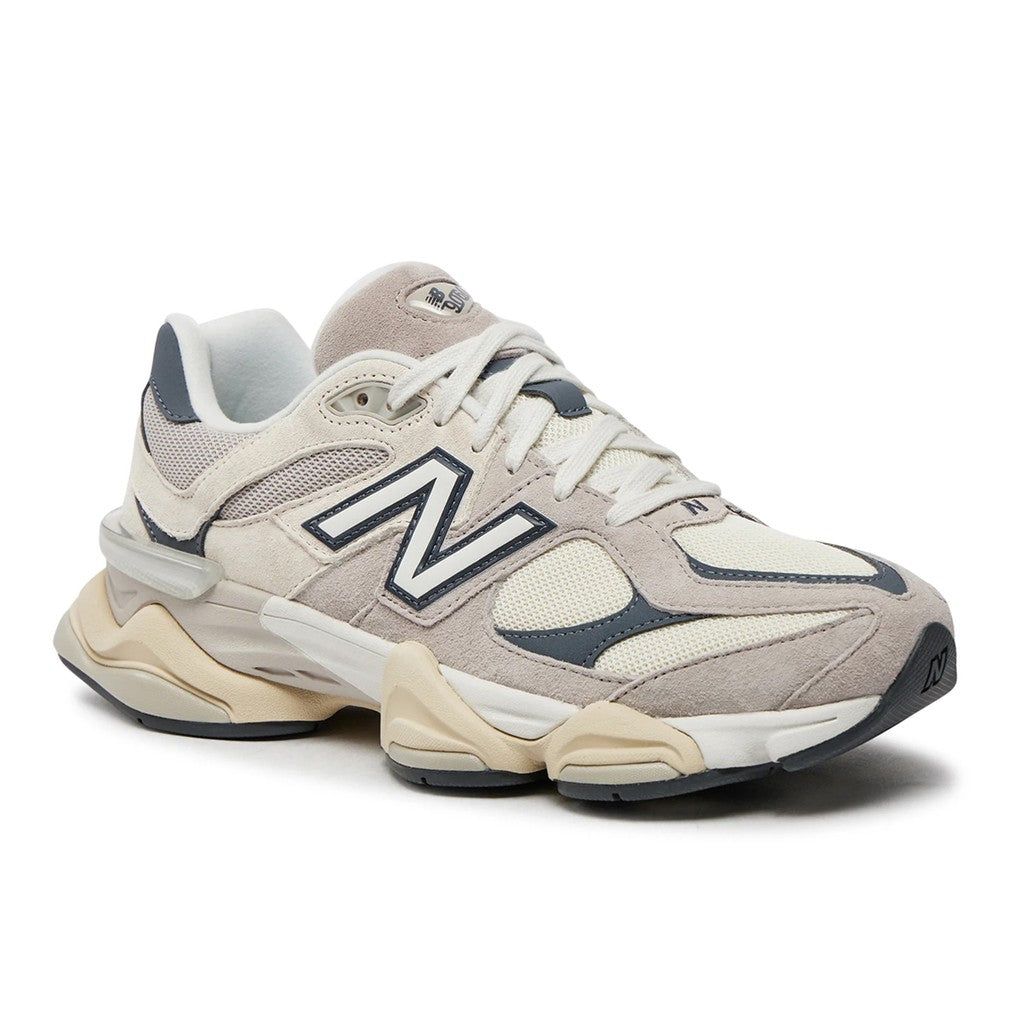 New Balance 9060 Sneakers – Beige