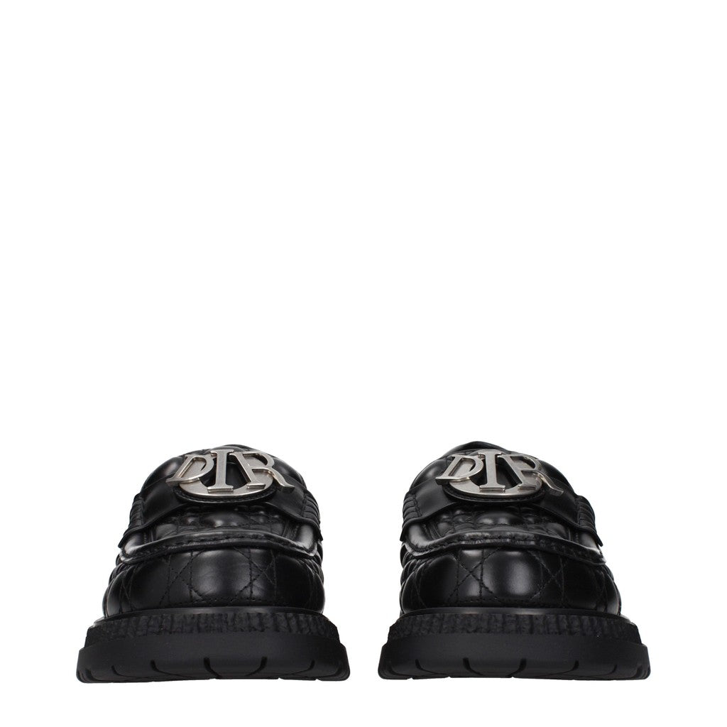 Christian Dior Leren loafers met zilverkleurige details – Zwart
