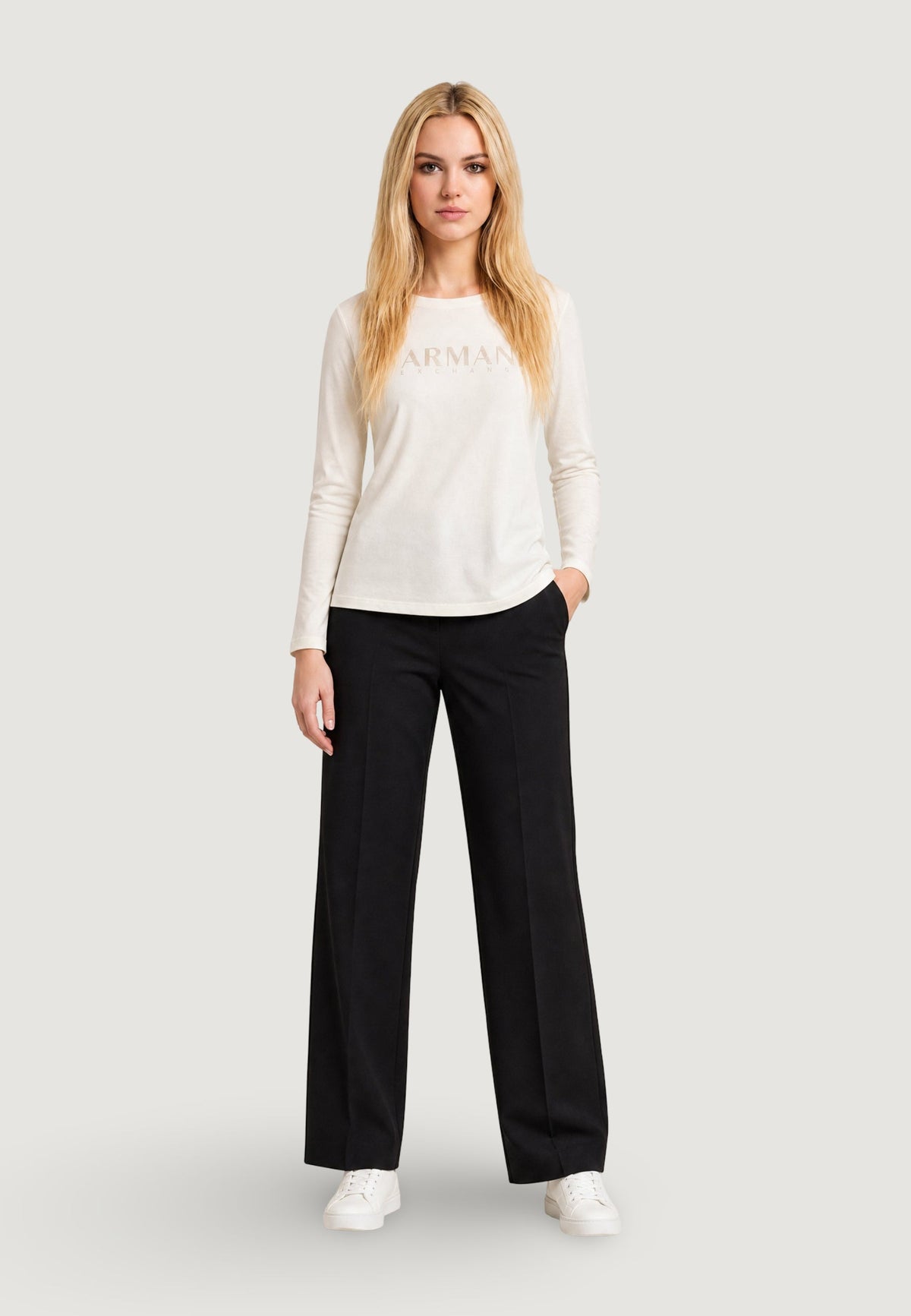 Armani Exchange T-shirt met Lange Mouwen en Strass – Beige