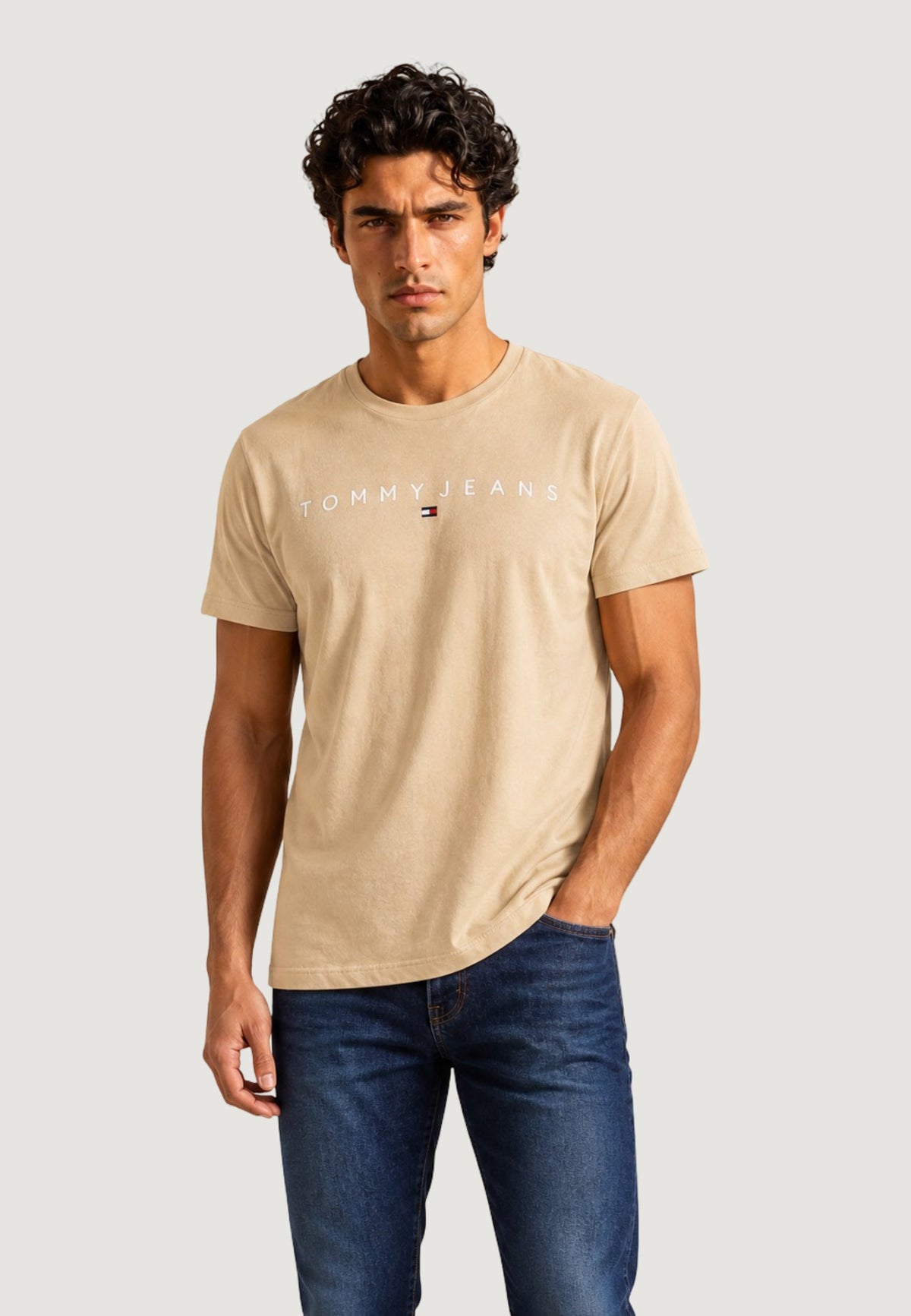 Tommy Hilfiger Regular fit T-shirt met logo – Beige
