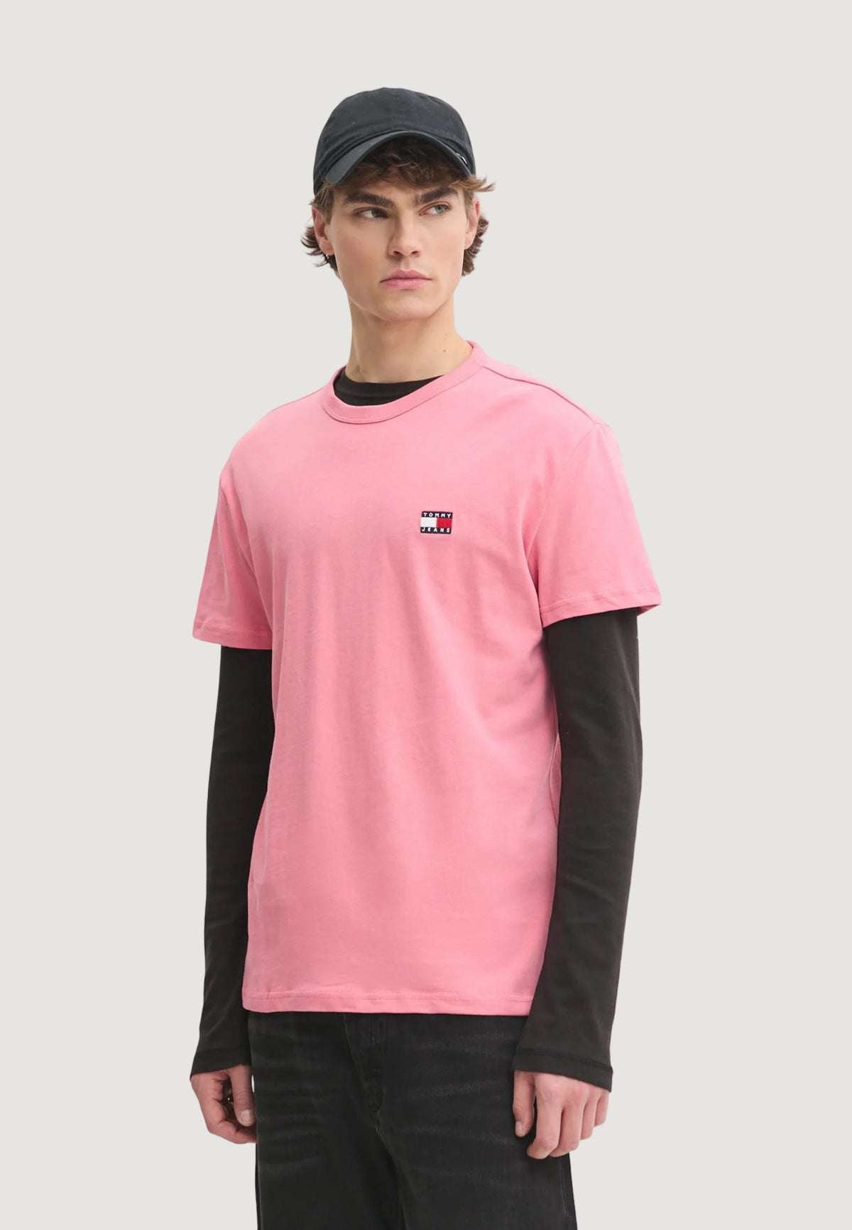 Tommy Hilfiger Regular fit T-shirt met badge – Roze