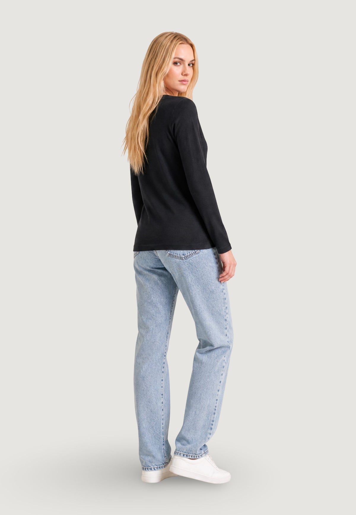 Armani Exchange T-shirt met Lange Mouwen en Print Dames – Zwart