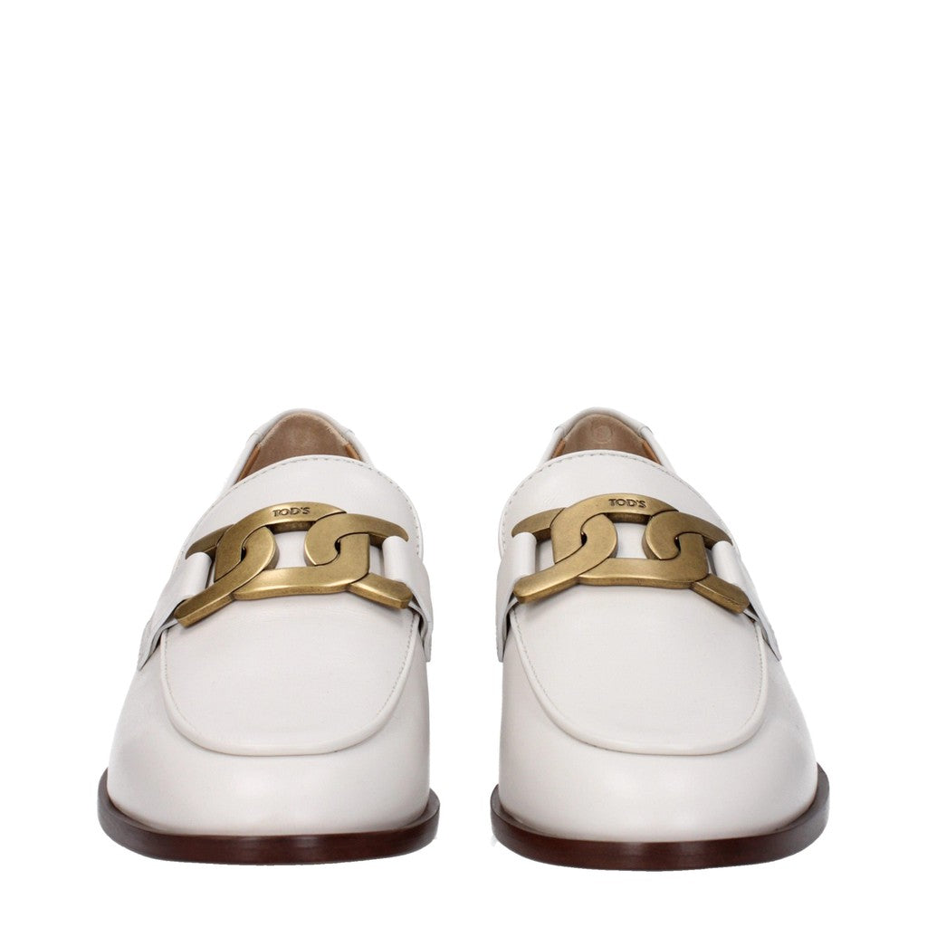 Tod's Leren loafers met ketting en hak – Wit