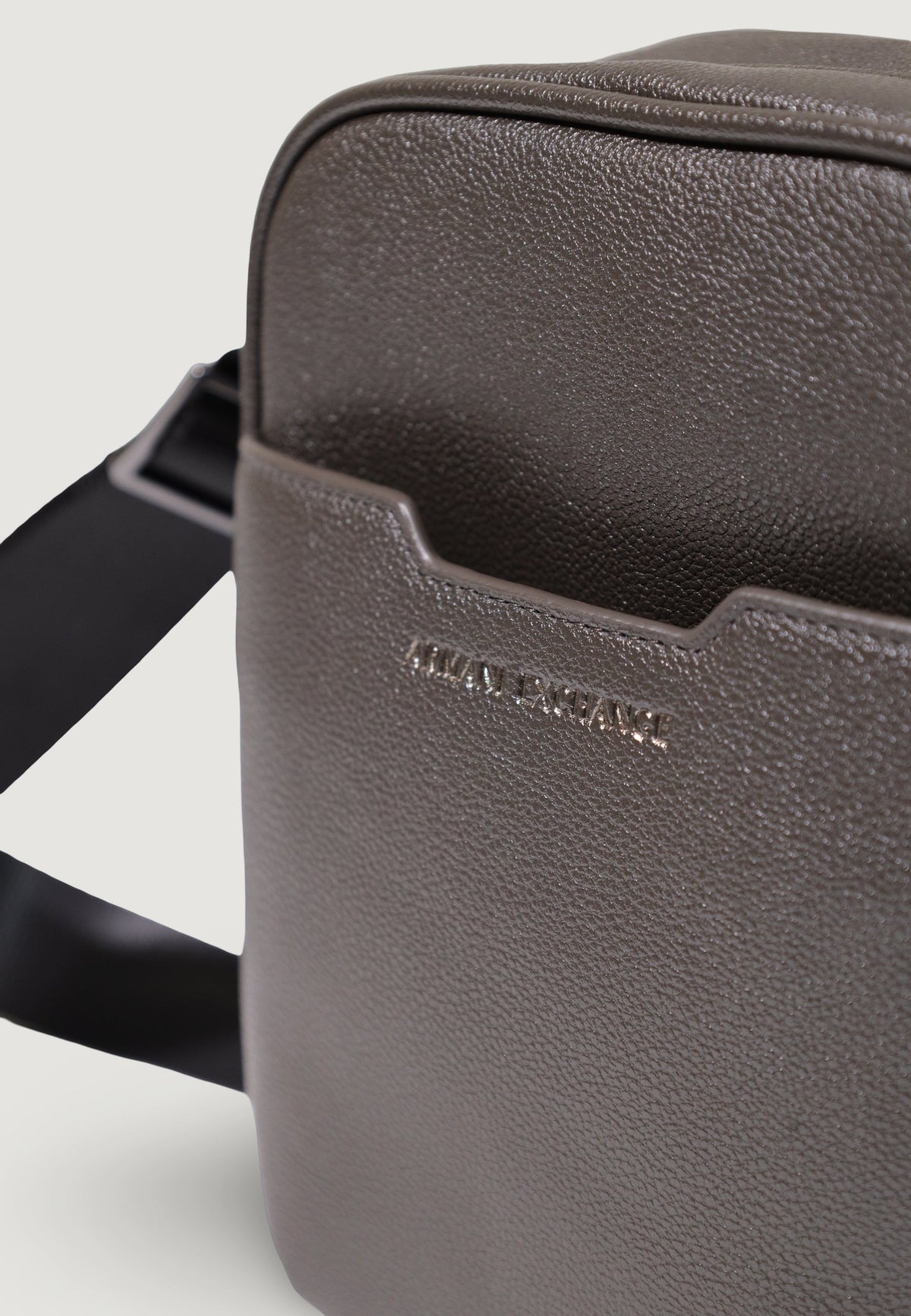 Armani Exchange Slingbag met Buiten- en Binnenzakken – Grijs